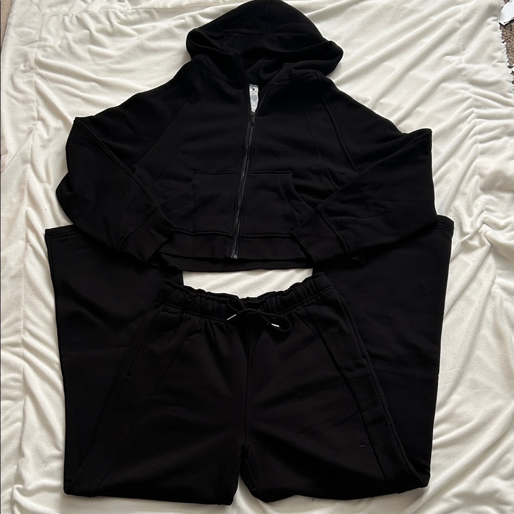 Love Tree Black Hoodie and Jogger Set “ nwot” SZ: L